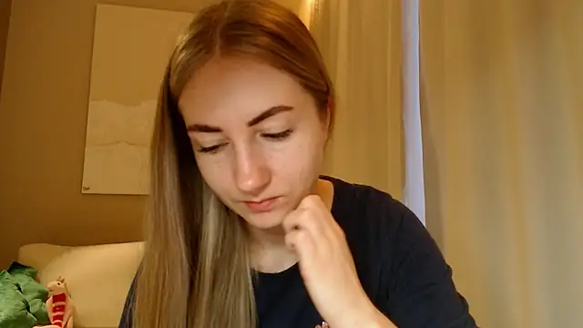 BluueSilk online show from January 30, 5:52 am