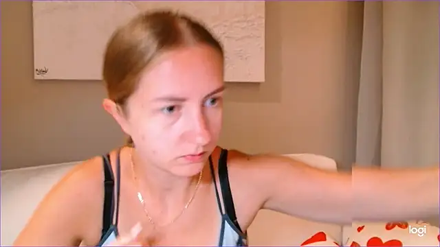 BluueSilk online show from October 11, 5:17 am