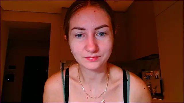 BluueSilk online show from November 21, 6:01 am