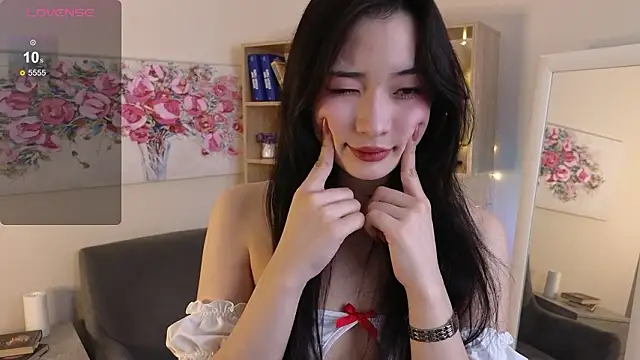 Noiry Vuvez online show from March 4, 6:47 pm