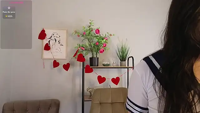 Noiry Vuvez online show from June 11, 12:32 am