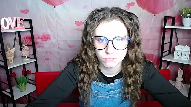 LilianaShine online show from February 24, 6:11 am