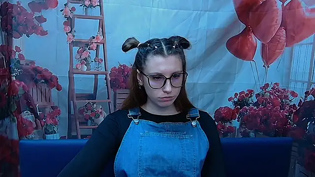 LilianaShine online show from March 8, 6:17 am