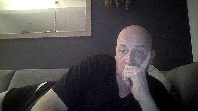 050MIRO online show from March 6, 10:06 pm