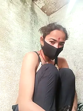 Sunali Bendre online show from February 22, 3:07 am