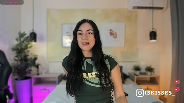 Snapshot of IsabellaSweet__ chatting on July 17, 4:08 am IsabellaSweet online show from July 17, 4:08 am