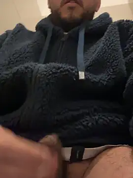 Snapshot of latinocalientehot chatting on February 24, 9:46 pm latinocalientehot online show from February 24, 9:46 pm