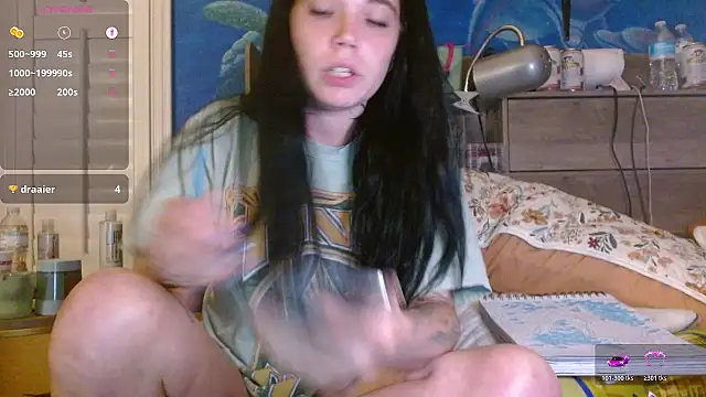 ahungkittykat online show from May 12, 4:20 am