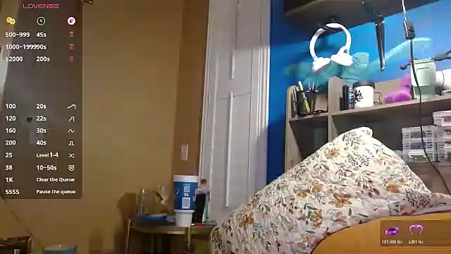 ahungkittykat online show from May 20, 12:17 am