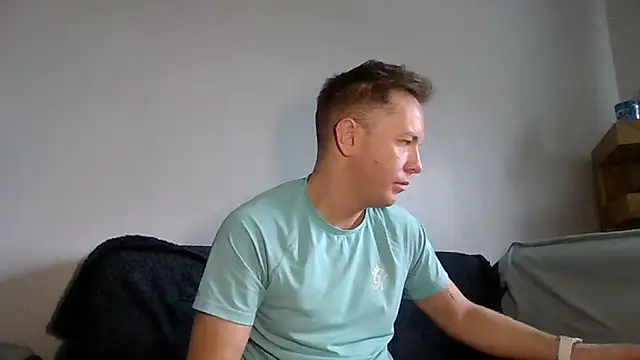 verscub6969 online show from April 29, 6:28 am