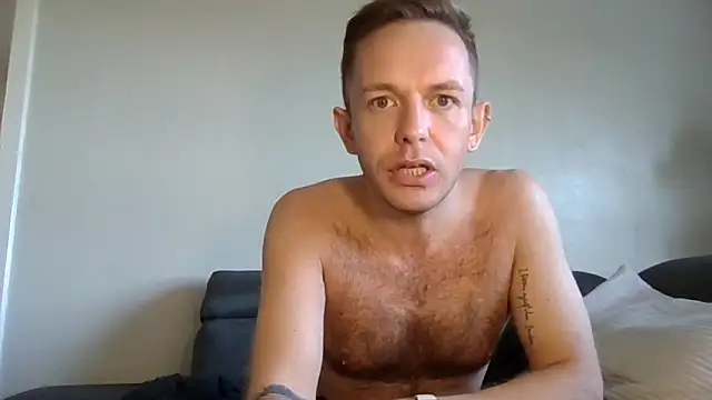 verscub6969 online show from April 30, 5:52 pm