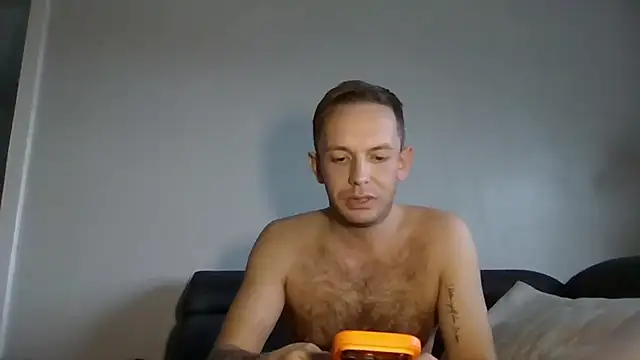 verscub6969 online show from May 1, 6:45 pm