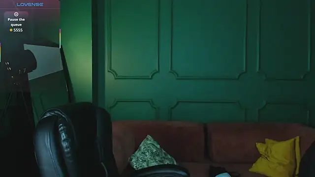  Tina Tayllor  online show from March 7, 9:01 pm