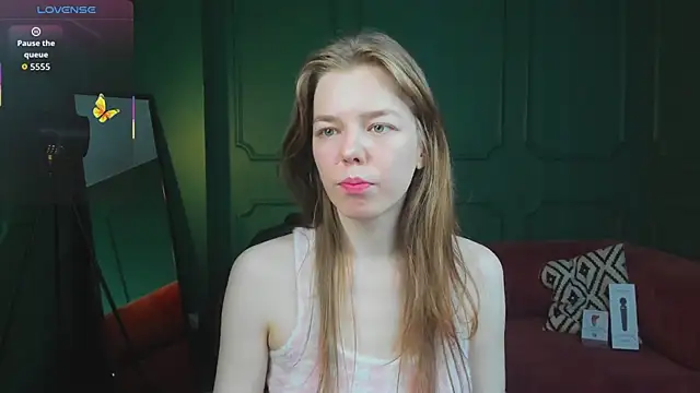 Snapshot of _Tina_Tayllor_ chatting on May 6, 8:36 pm Tina Tayllor online show from May 6, 8:36 pm