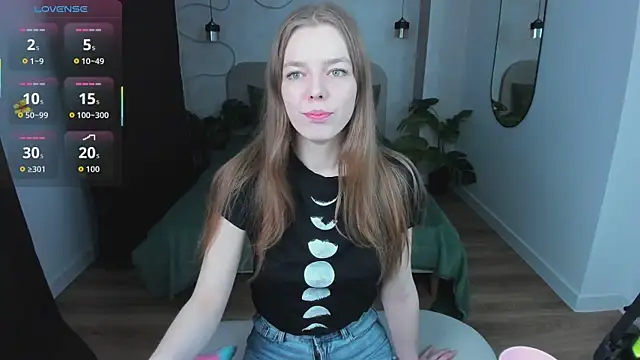 Snapshot of _Tina_Tayllor_ chatting on May 15, 9:22 pm Tina Tayllor online show from May 15, 9:22 pm