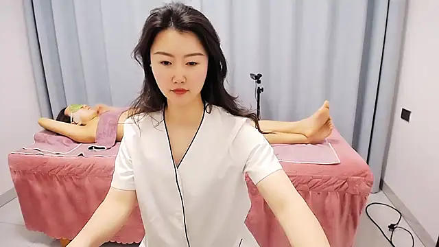 anne2026 online show from May 7, 1:44 am