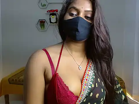 Hotginni4 online show from June 15, 4:20 pm