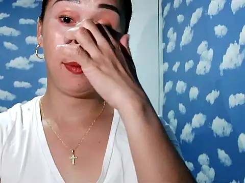 Kitty Bear02 online show from February 1, 12:15 pm