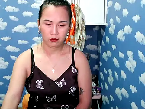 Kitty Bear02 online show from February 6, 1:54 am