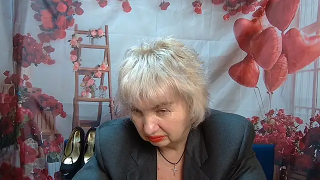 Snapshot of RenataDaster chatting on May 11, 11:16 am RenataDaster online show from May 11, 11:16 am