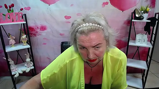 Snapshot of RenataDaster chatting on May 23, 4:55 pm RenataDaster online show from May 23, 4:55 pm