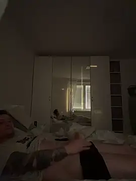 LubasOriginMen online show from April 8, 4:34 am