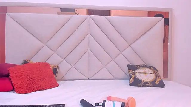 AmberQueen1 online show from February 21, 12:06 pm