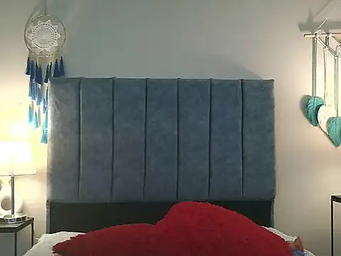 NatalyGuzman26 online show from March 11, 10:54 am