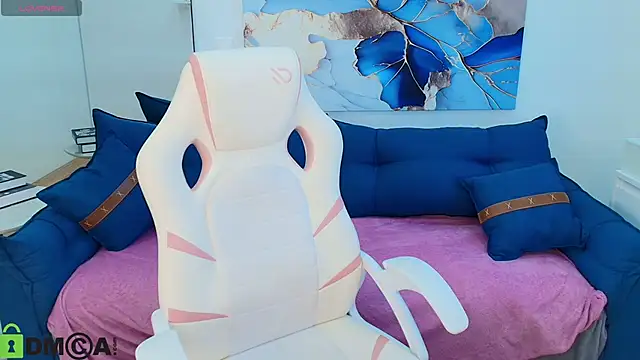 Susan Backer online show from February 20, 11:11 am