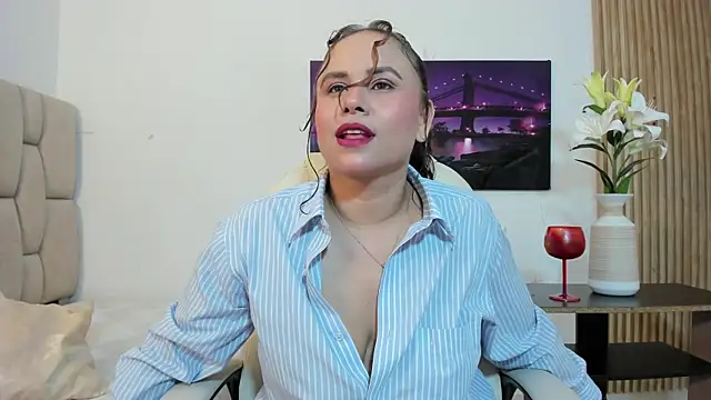 alennax online show from May 5, 12:13 pm