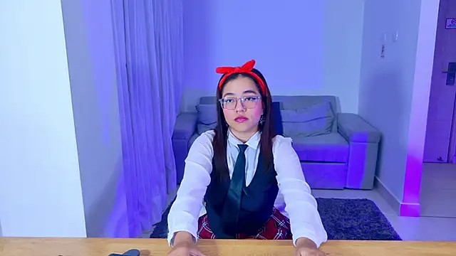 AntonellaBons online show from June 2, 1:07 am
