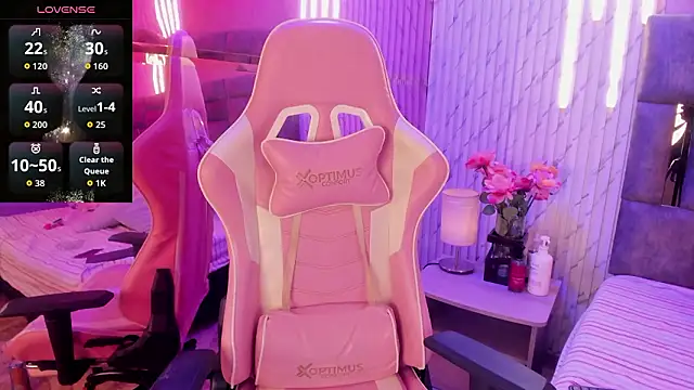 KatyParisi online show from March 12, 7:42 pm