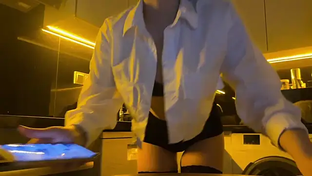 BlackFox V online show from March 5, 8:27 pm