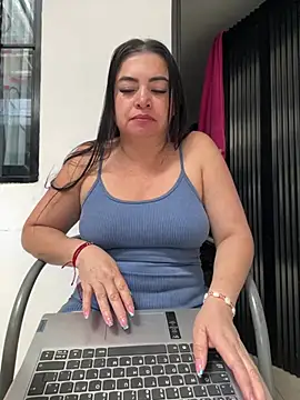 candy69- online show from July 6, 8:55 pm