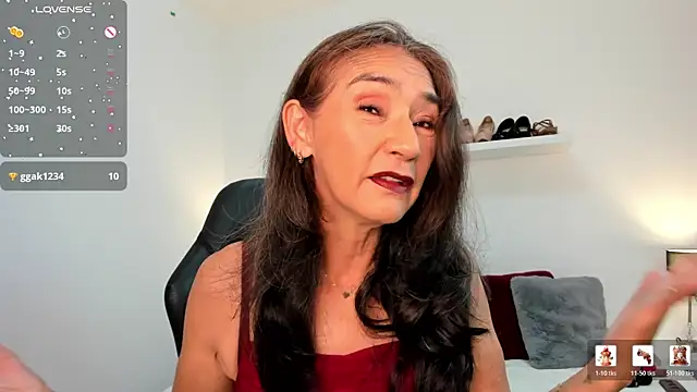 Emma Mendozaa online show from May 8, 11:37 am