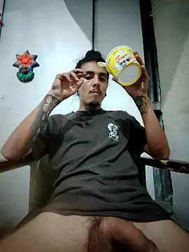 Snapshot of Suki7bsk chatting on February 1, 7:23 pm Suki7bsk online show from February 1, 7:23 pm