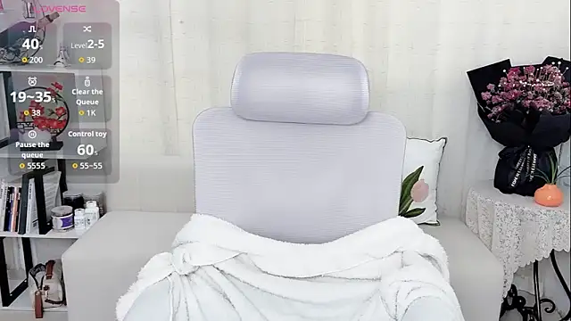 Sunse11 online show from March 12, 1:28 pm