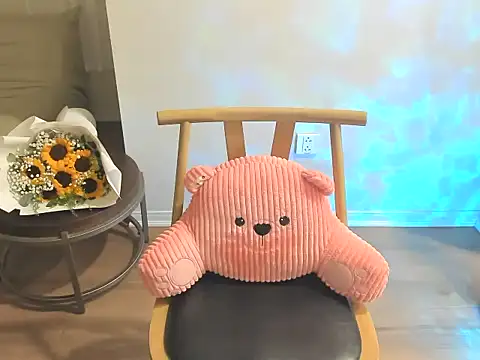 Ella nora online show from March 10, 5:45 am