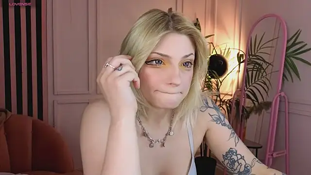 AvaSun online show from February 7, 10:02 pm