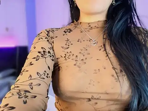 Snapshot of Melannyy__ chatting on June 25, 5:12 am Melannyy online show from June 25, 5:12 am