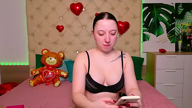 AwaMax online show from February 12, 5:57 am