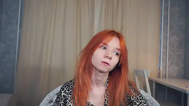 TarynPalek online show from February 12, 6:30 am