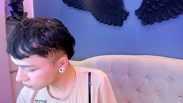 Camilo X x online show from February 18, 11:39 am