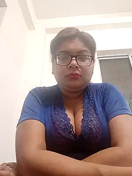 Snapshot of Elie_Hallway chatting on March 7, 6:49 pm Elie Hallway online show from March 7, 6:49 pm