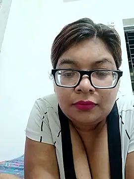 Snapshot of Elie_Hallway chatting on May 20, 7:09 pm Elie Hallway online show from May 20, 7:09 pm