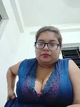 Snapshot of Elie_Hallway chatting on May 24, 6:02 pm Elie Hallway online show from May 24, 6:02 pm