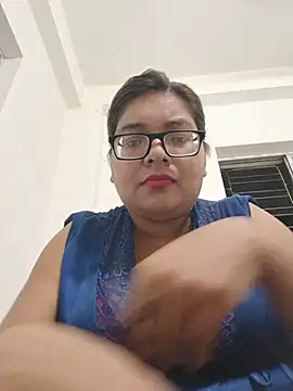 Snapshot of Elie_Hallway chatting on May 26, 6:37 pm Elie Hallway online show from May 26, 6:37 pm
