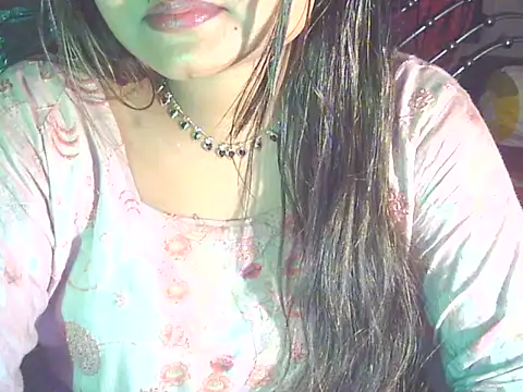 Nusrat Faria online show from May 1, 9:08 pm
