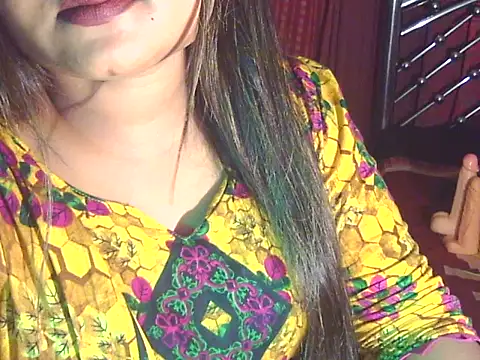 Nusrat Faria online show from May 10, 6:13 pm