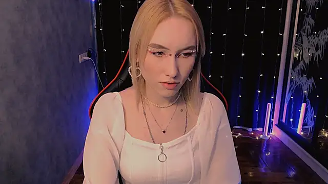 crybambi online show from February 18, 7:15 am